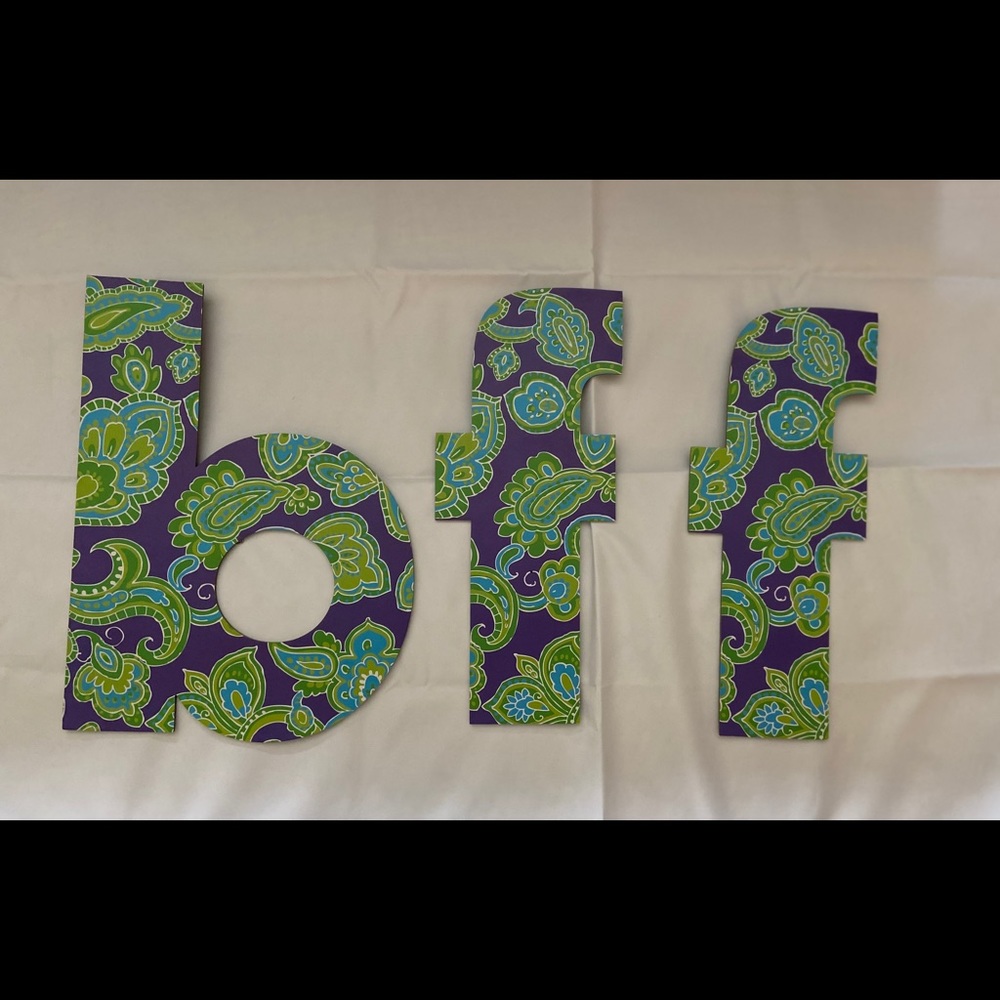 Wall Decor: BFF Sign
